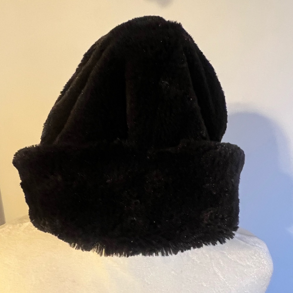 Elegant Black Faux Fur Hat